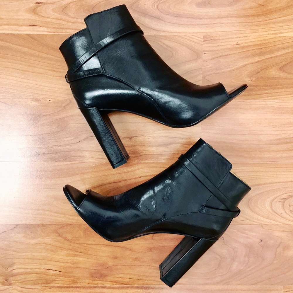 Banana Republic Peep Toe Booties